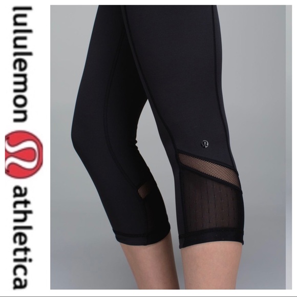 💕SALE💕 Lululemon Black Just Breathe Crops - Picture 3 of 15
